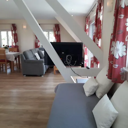 Haus-eiche אוברלינגן